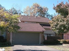 1st image of 5505 Walnut Cir W #1