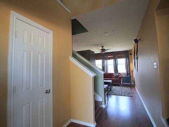 3rd image of 25230 Finchgrove Ln