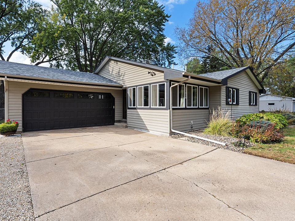 1st image of 11416 River Hills Dr