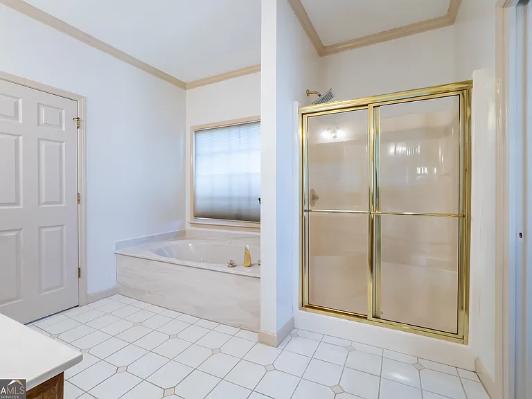530 Waterford Dr — Photo 22
