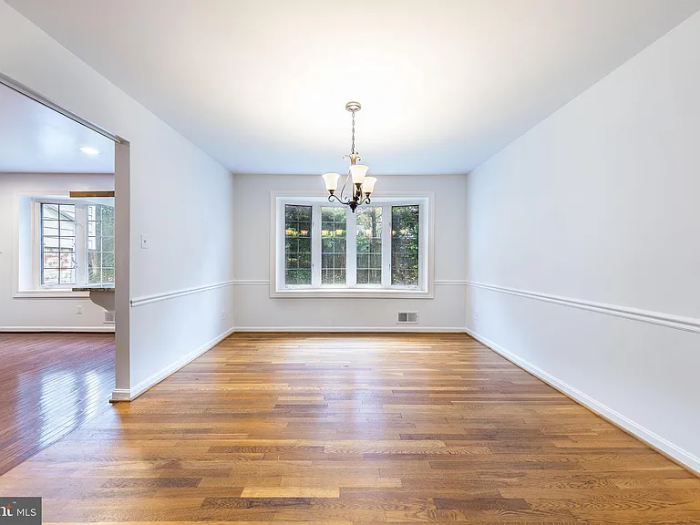 615 Smallwood Rd — Photo 10