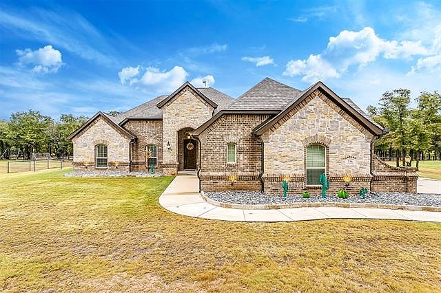 1st image of 736 County Road 3355