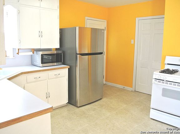 5th image of 232 Harmon Dr
