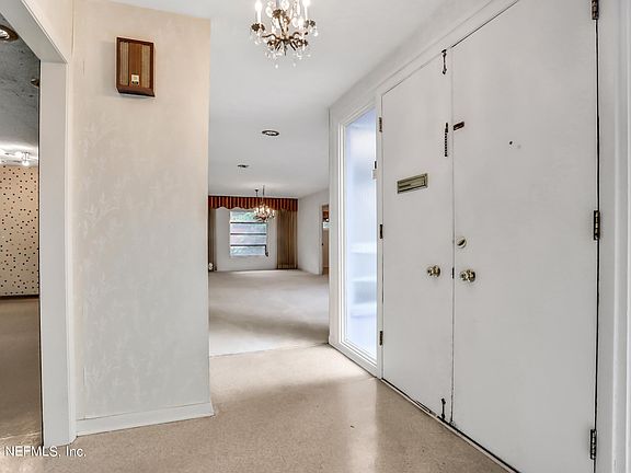 4th image of 6813 SAN SABASTIAN Avenue