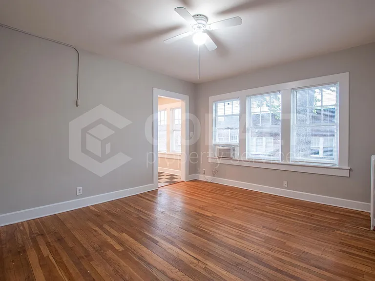 674 Somerset Ter NE #7 — Photo 2