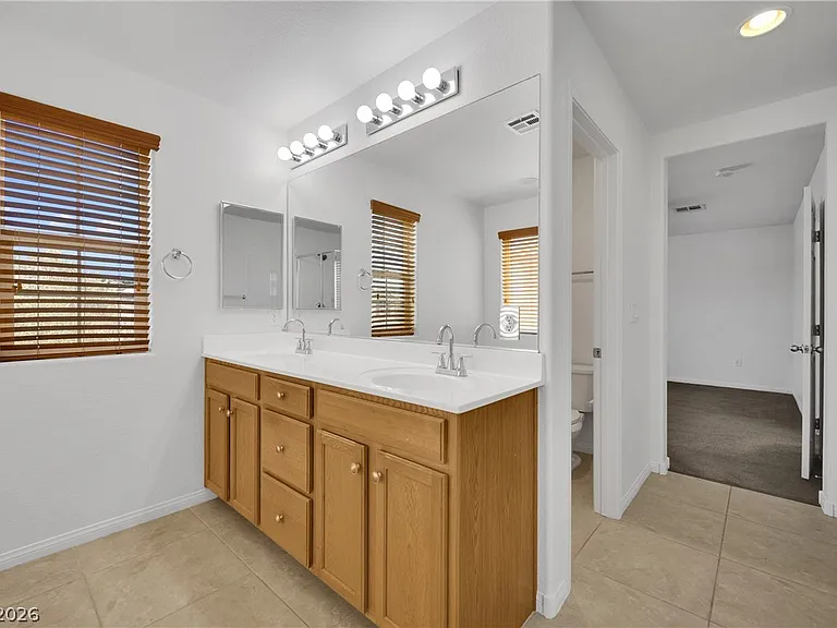 3067 Varenna Ridge Ave — Photo 36