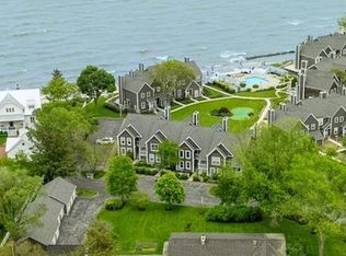 5485 Nantucket Dr, Port Clinton, OH 43452