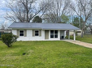 1405 2nd St, Pelahatchie, MS 39145