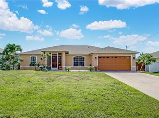 2520 SW 23rd Pl, Cape Coral, FL 33914