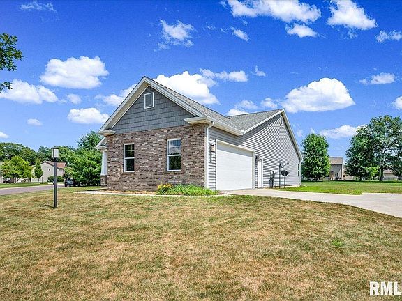 3rd image of 311 Hidden Brook Dr