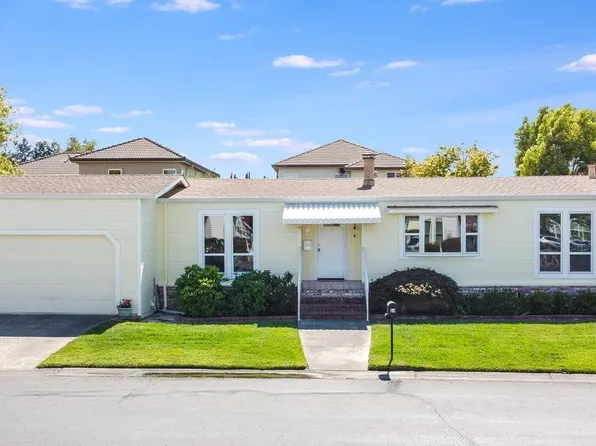 64 Falcon Crest Circle, Napa, CA 94558