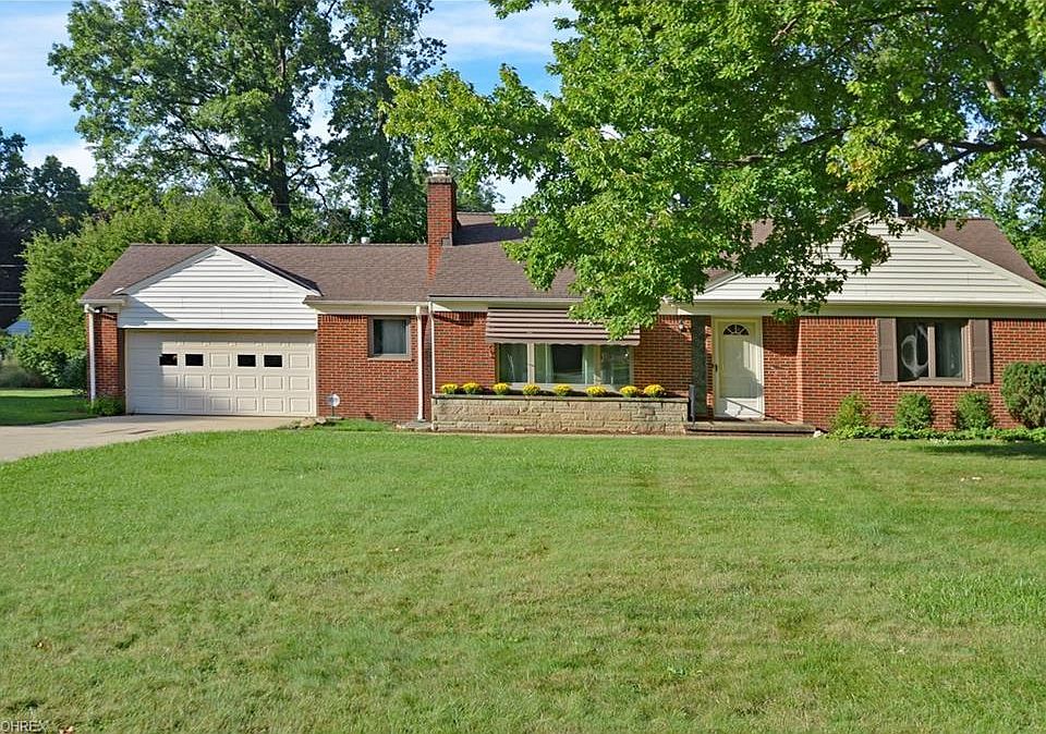 1st image of 23148 Hilliard Blvd