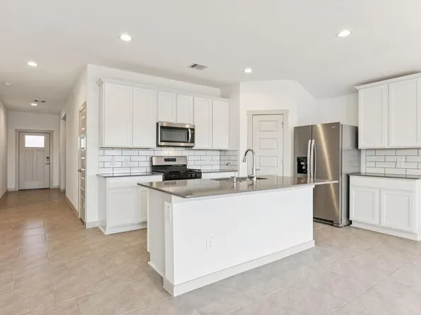 30031 Reagans Ranch Dr, Fulshear, TX 77494