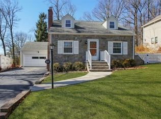 117 Cedar Rd, Watchung, NJ 07069
