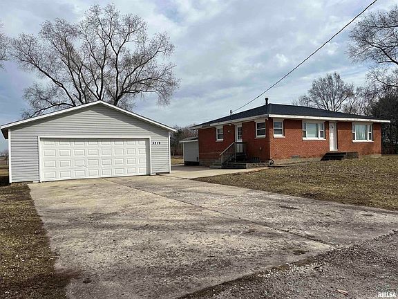 2nd image of 3219 265th St N