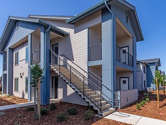 5th image of 2594 N Armstrong Ave #112