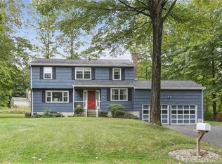 28 Topfield Rd, Danbury, CT 06811