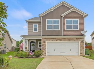 1910 Hinswood Cir, Fuquay Varina, NC 27526