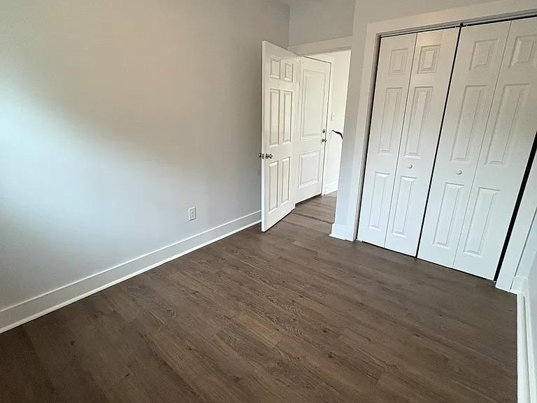 40 Sanders Ave #4 — Photo 3