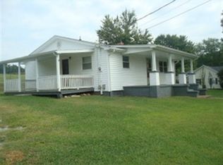 100 N East End Rd, Strawberry Plains, TN 37871