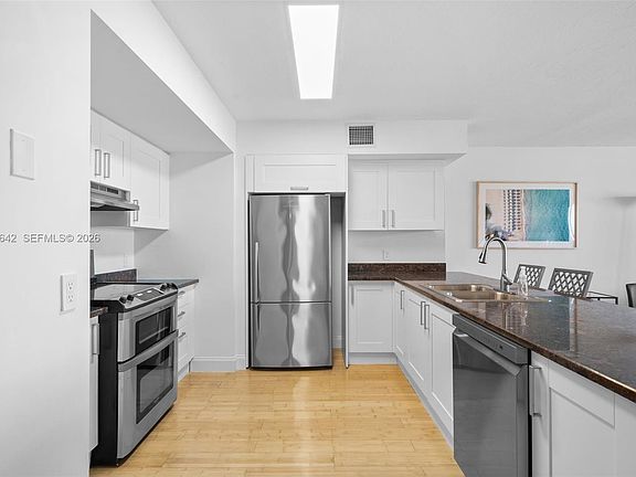 5th image of 9499 Collins Ave APT 403