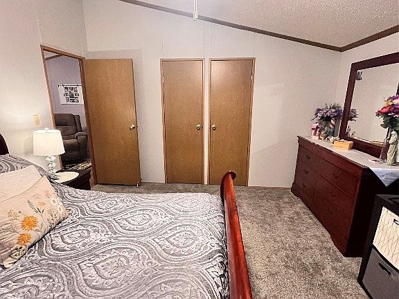 5th image of 4508 S Park Ln
