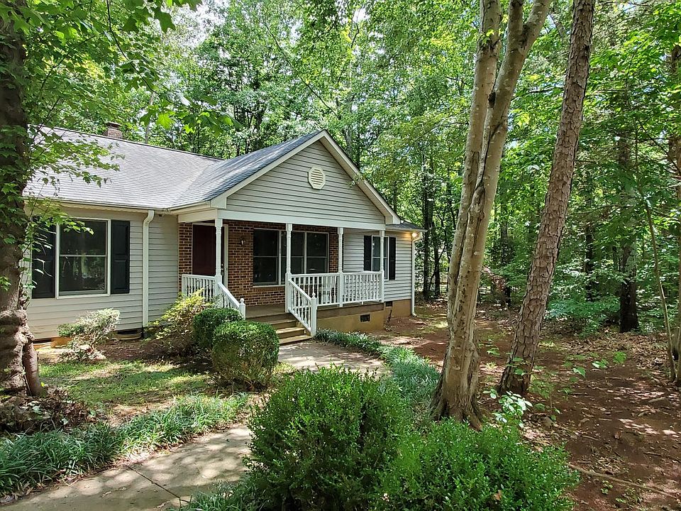 1st image of 7601 Farmbrook Dr