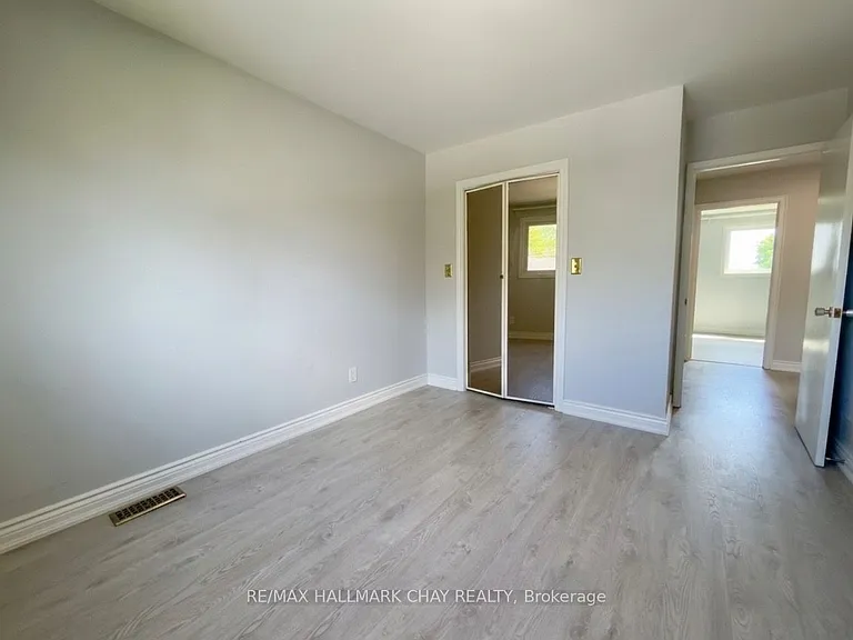 19 Carol Rd — Photo 15