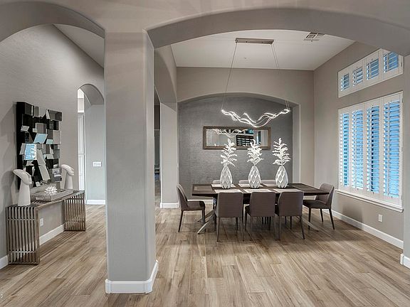 MLS - Dining