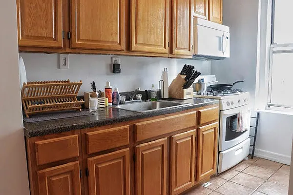 Rented by Keller Williams NYC | media 14