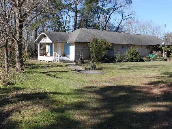 200 Dr Martin Luther King Jr Pl S, Conroe, TX 77301