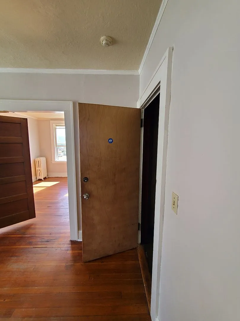 22 Park Road — Photo 1