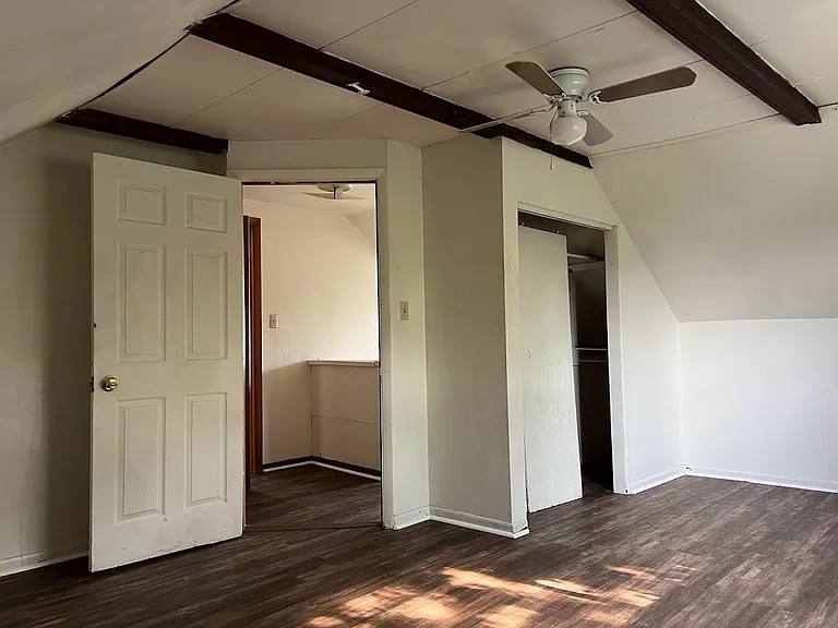 704 McMasters Ave — Photo 11