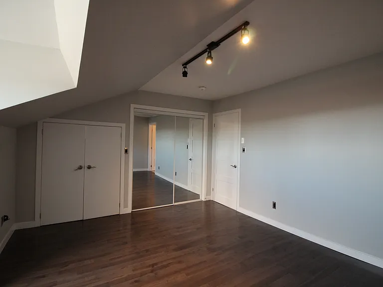 183 Princess St — Photo 18