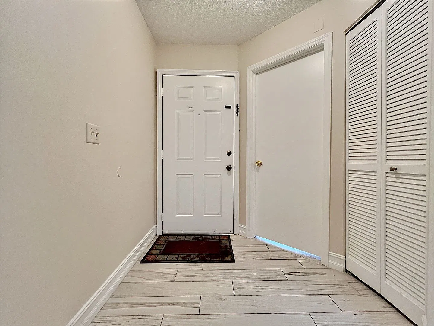 Beautiful Villa in the Conway Area 2/2 plus a Loft — Photo 3