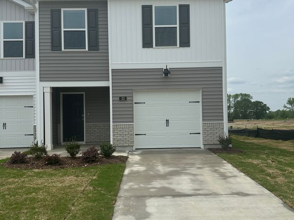 23 Sweet Meadow Rd