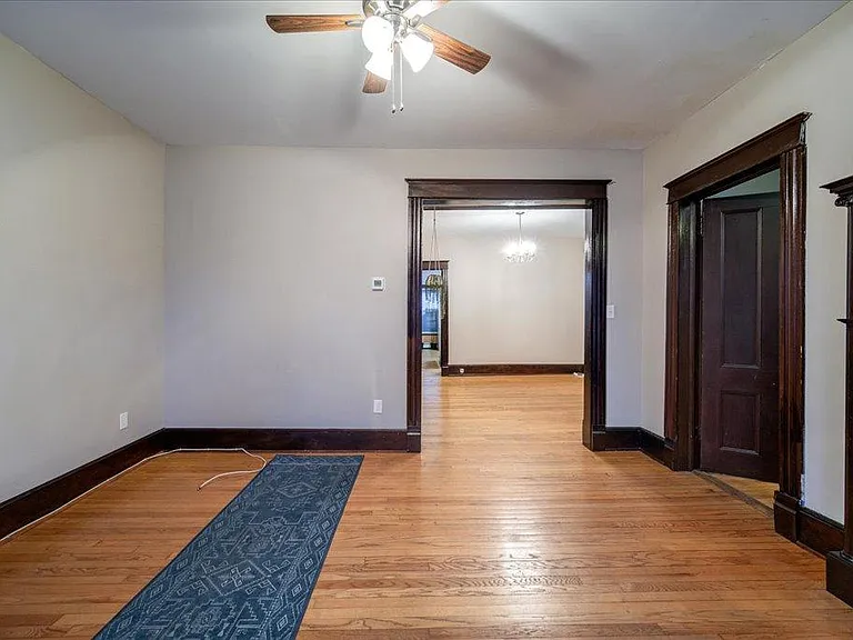 56 Lincoln Ave — Photo 11