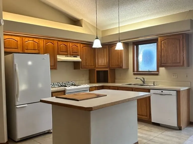 1276 Quattlefield Ln — Photo 10