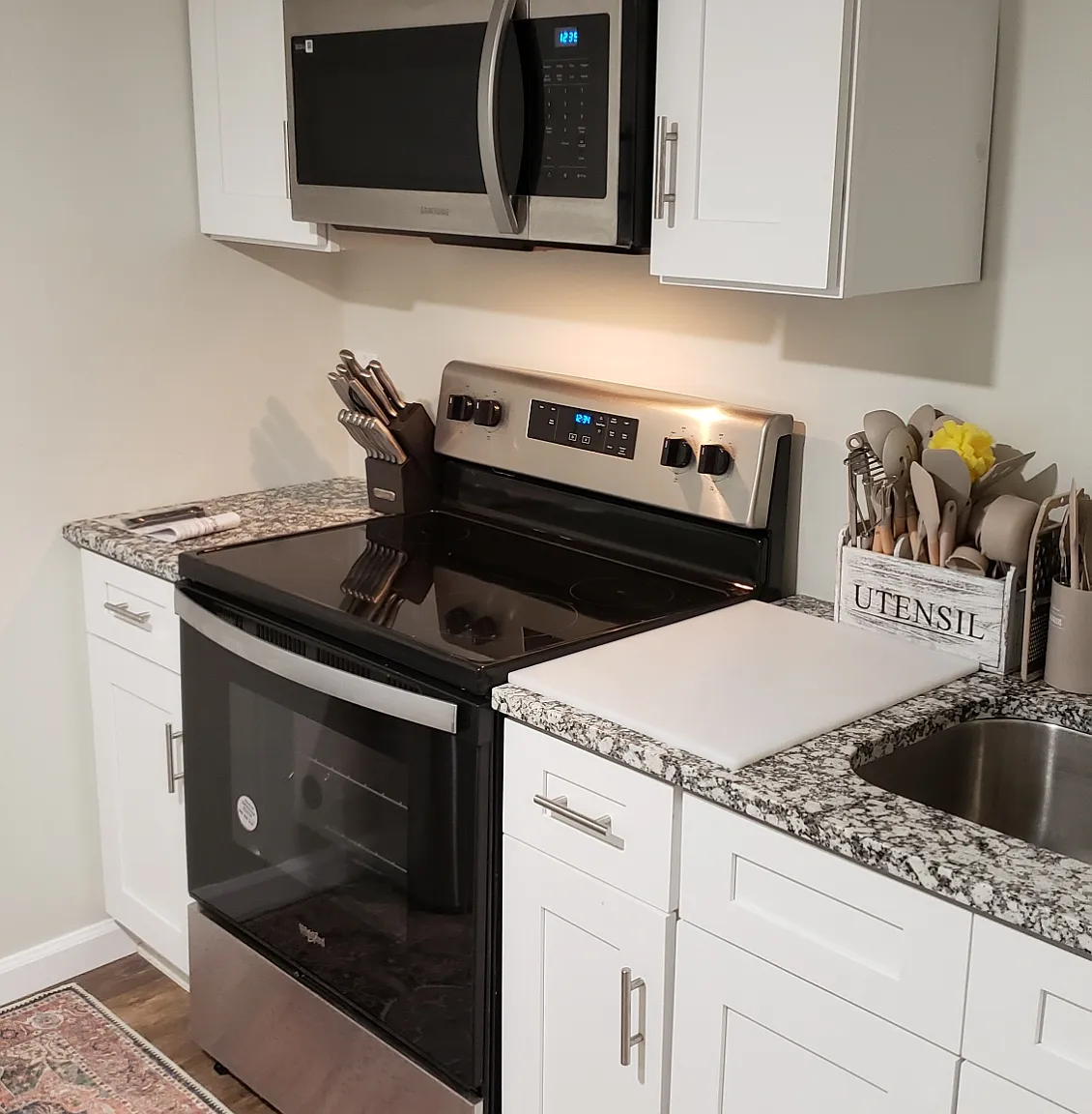 7443 Hollycroft Ln — Photo 4