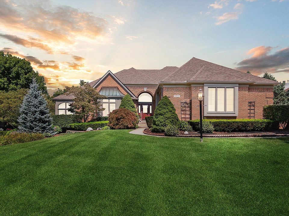1st image of 12172 Deer Creek Cir