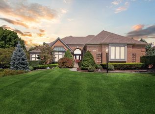 12172 Deer Creek Cir, Plymouth, MI 48170