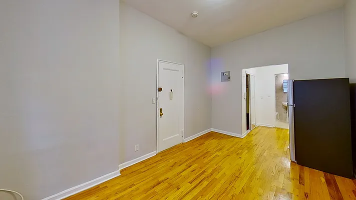 Rented by Compass | media 8