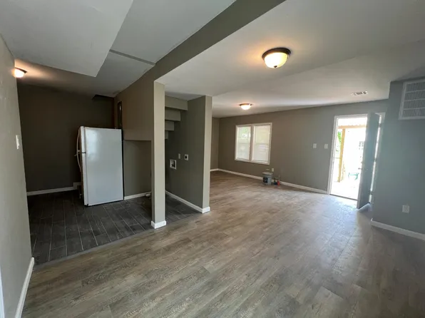 5920 W 8th St, Tulsa, OK 74127