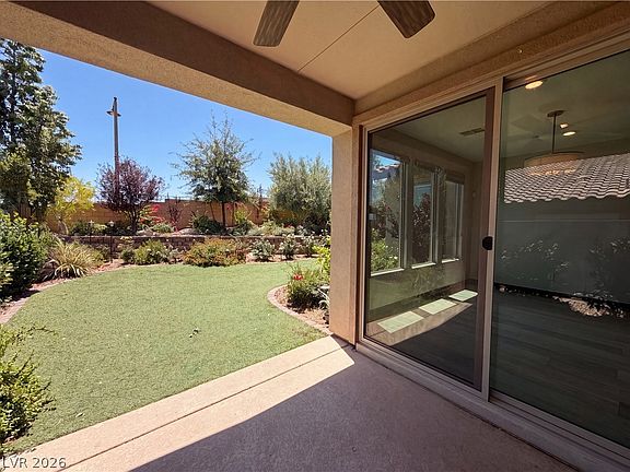 3rd image of 38 Sun Lily Ln