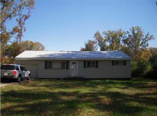 1418 Stone Dr, Rossville, GA 30741