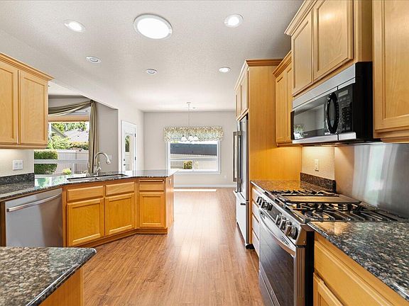 2nd image of 103 Greenmoor Dr