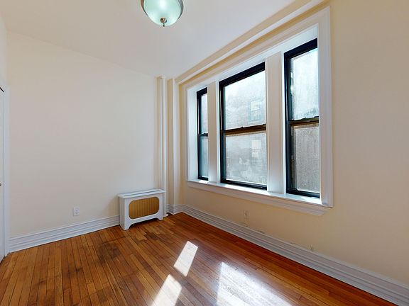2nd image of 324 W 84th St APT 44