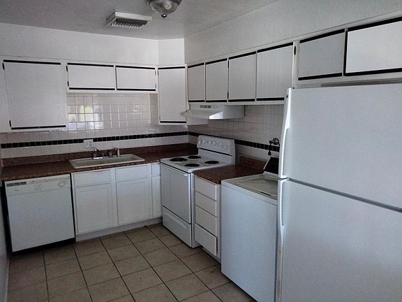 2nd image of 629 N 14th St #629