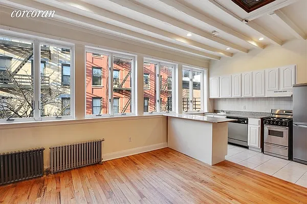 Rented by Corcoran | media 28