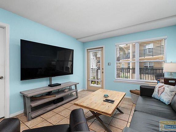 3rd image of 115 E Coronado Dr Unit 203